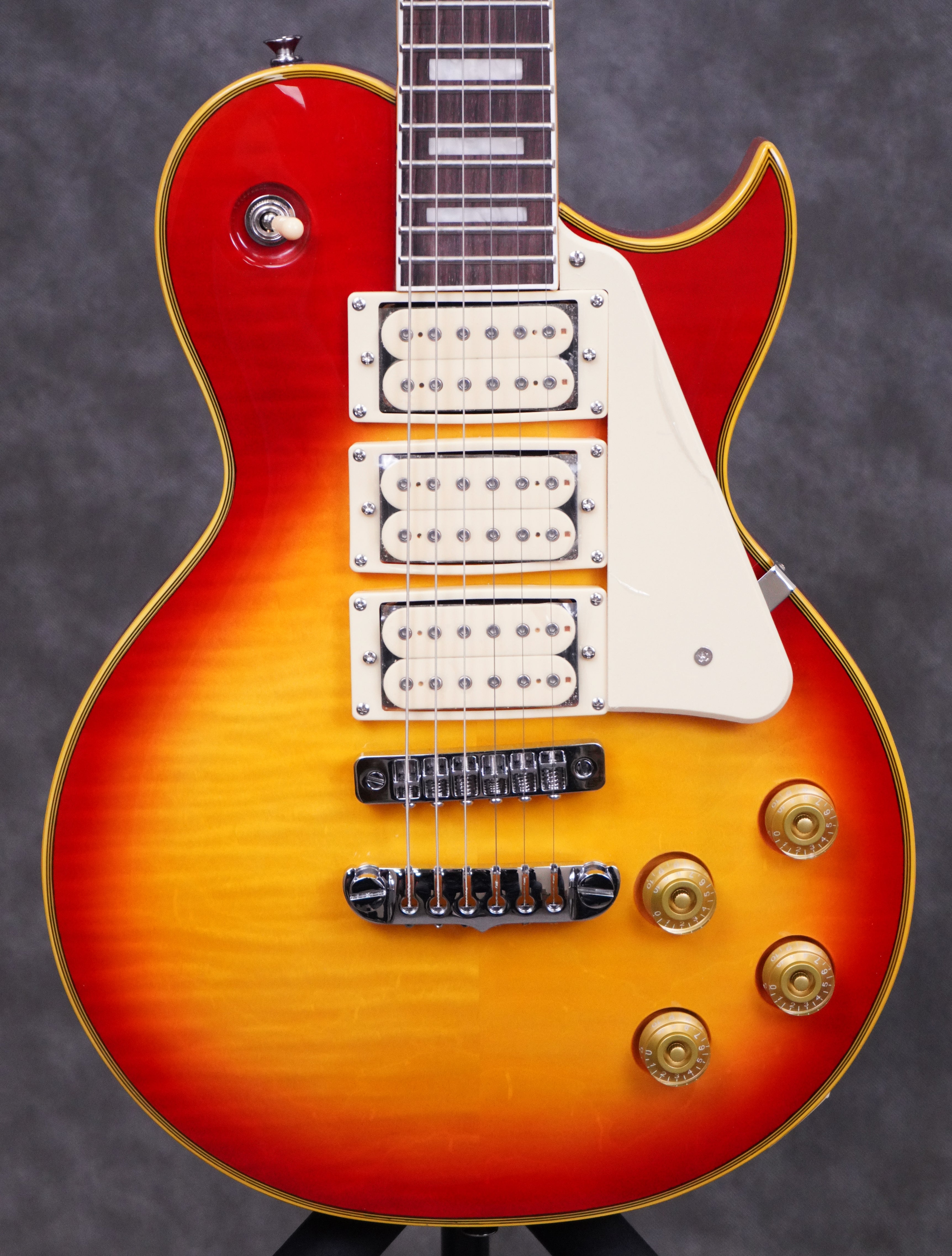 Aria Pro II PE-Custom 3PU CHSB Cherry Sunburst Finish - W/Setup